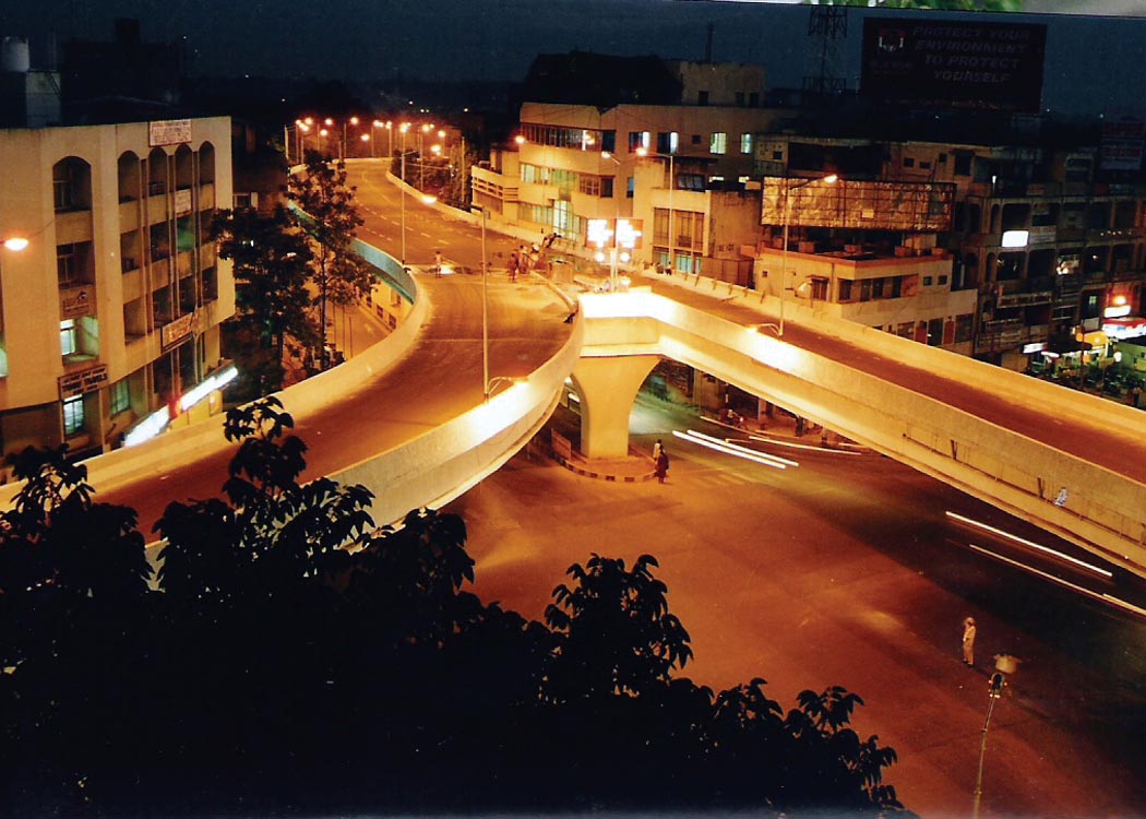 Urban India at night photo online at Matt Birkinshaw's human geography blog
